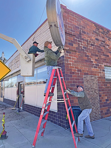 Sign workers